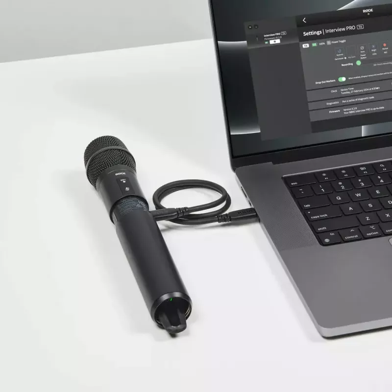 Handheld-Kondensatormikrofon RØDE Interview Pro — omnidirektional, 48 kHz/32-bit, 32 GB, kabellos, max. 200 m, schwarz
