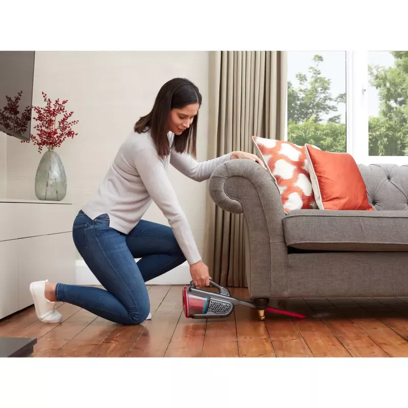 Handstaubsauger Schwarz & Decker BHHV315J — 12V kabellos, 20 AW Saugleistung, 0,7 L beutellos, 16 min Laufzeit