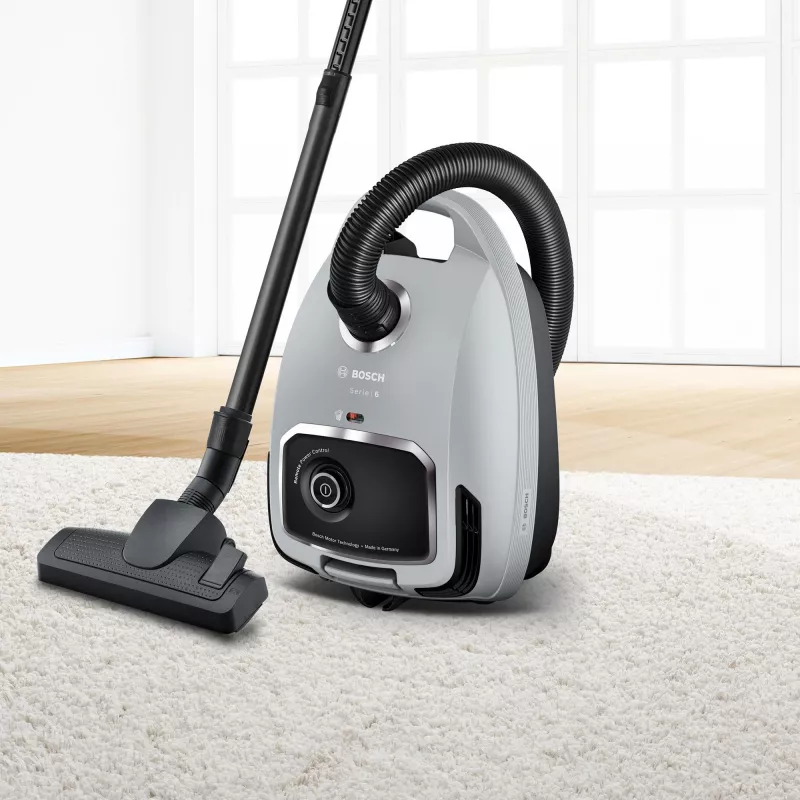 Bodenstaubsauger Bosch Serie 6 BGB6X330 — 600 W, HEPA 13, 4 L Staubbeutel, für Hartböden und Teppiche, 6 kg, grau/schwarz