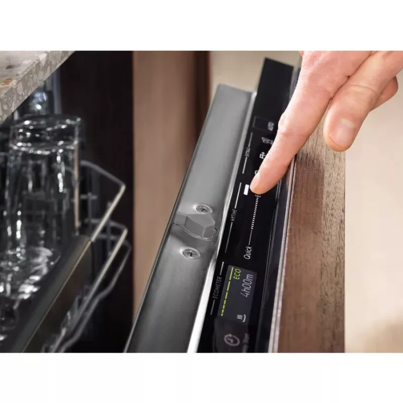 Vollintegrierter Geschirrspüler Electrolux QuickSelect 13 EEQ47210L — 13 Maßgedecke, 60 cm, AirDry, 8 Programme
