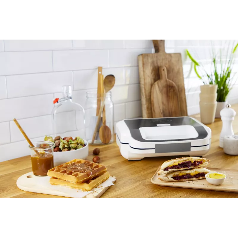 Sandwichtoaster Tefal SW7011 — 850 W, Edelstahl und Weiß, kompakt 238×276×98 mm