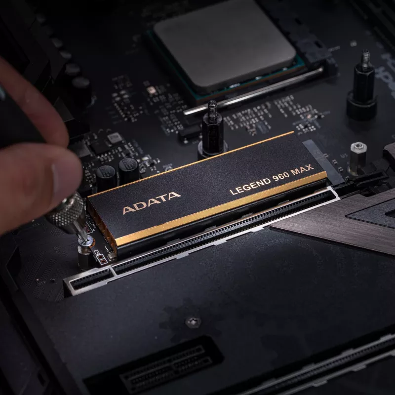 Internes M.2 2280 NVMe SSD ADATA LEGEND 960 MAX 1 TB PCIe 4.0, Lesen 7400 MB/s, Schreiben 6000 MB/s, 3D NAND