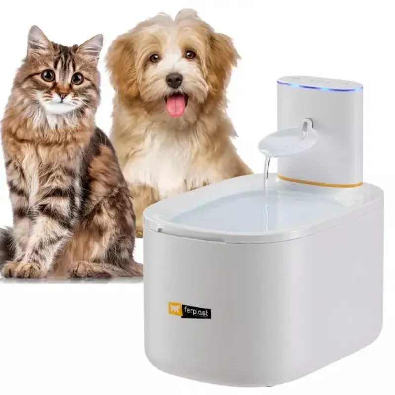 Haustierbrunnen FERPLAST ASTRA 3L mit Bewegungssensor — 3 l Technopolymer, Batterie-/DC-Betrieb, 3-stufige Filtration