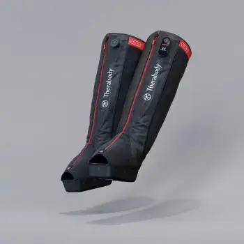 Kompressionsstiefel Therabody Recovery Air Jetboots Pro Plus — Ganzbein, Regular, pneumatisch 20–100 mmHg, Vibration, LCD, wiederaufladbar