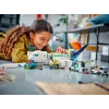 LEGO Passagierflugzeug Bauset 60367 — City-Serie, 913 Teile, 2 Minifiguren, detailliertes Interieur