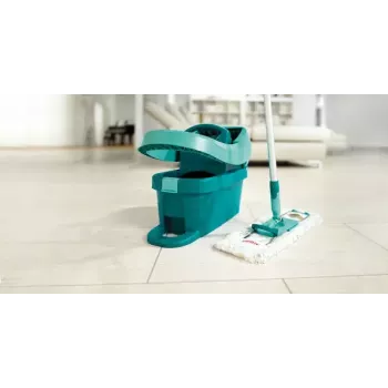Leifheit 55045 Wet Microfiber – Flachwischmopp mit Mikrofaserbezug für die Bodenreinigung