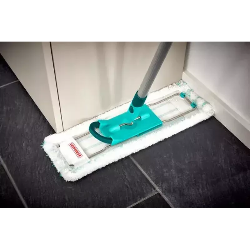 Leifheit 55045 Wet Microfiber – Flachwischmopp mit Mikrofaserbezug für die Bodenreinigung
