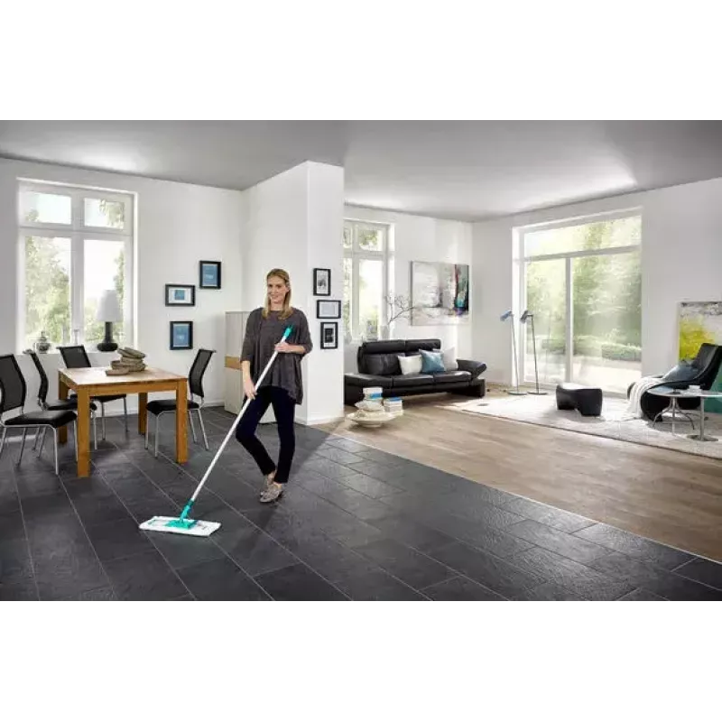 Leifheit 55045 Wet Microfiber – Flachwischmopp mit Mikrofaserbezug für die Bodenreinigung