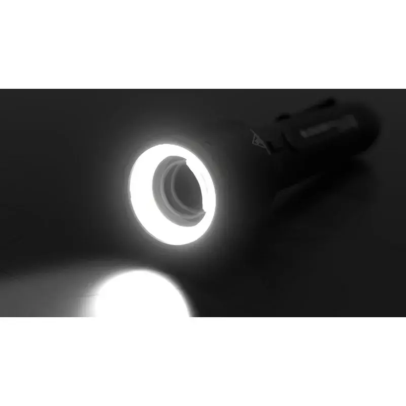Hand Taschenlampe Led Lenser 502987, kompakter Aluminiumkörper, 1000 lm, 4800 mAh wiederaufladbarer Li‑Ion, IP68, 8000 K, 176 mm, 41 g