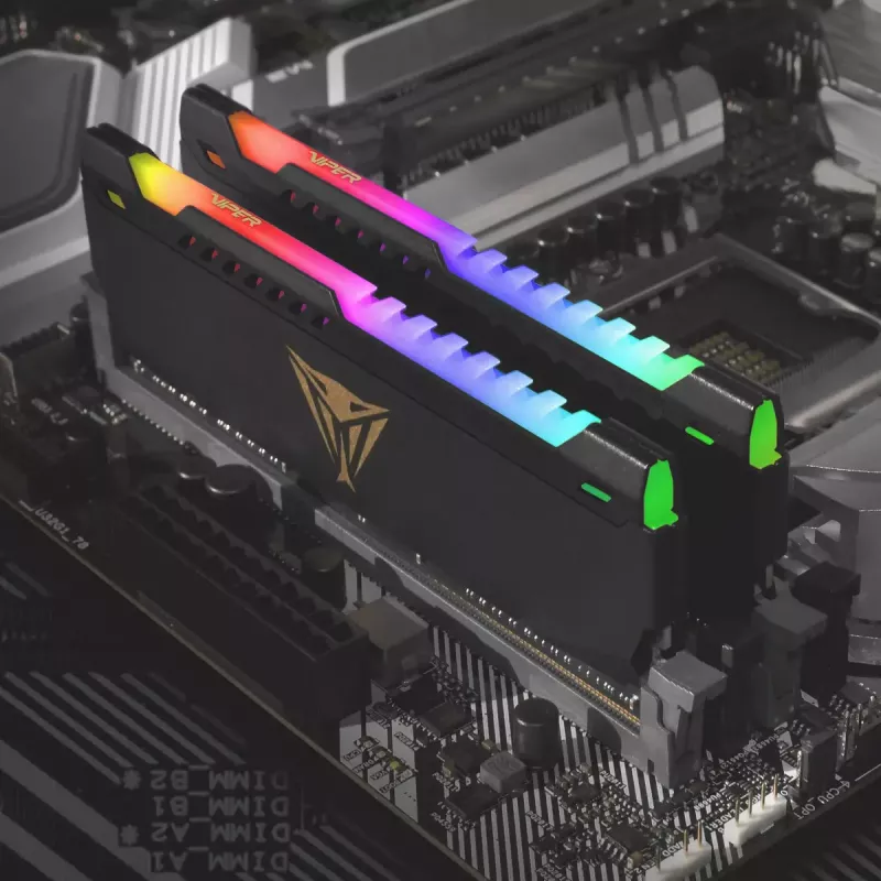 PATRIOT Viper Steel RGB DDR4 32GB (2x16GB) 3200MHz 288-pin DIMM, 44mm Höhe