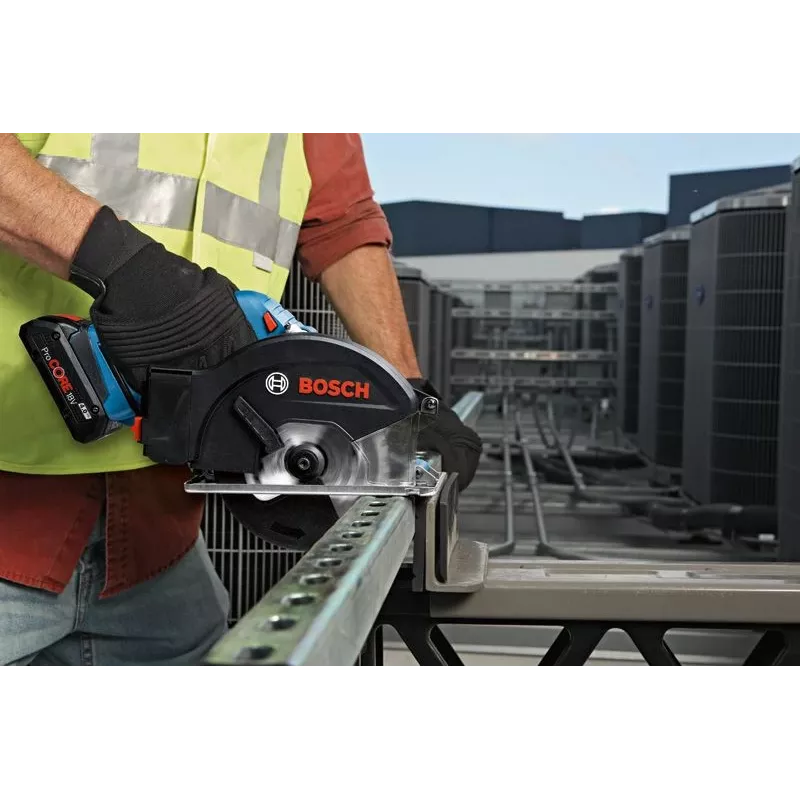 “Bosch Combi-Kit 4 Werkzeuge 18V Batterie”