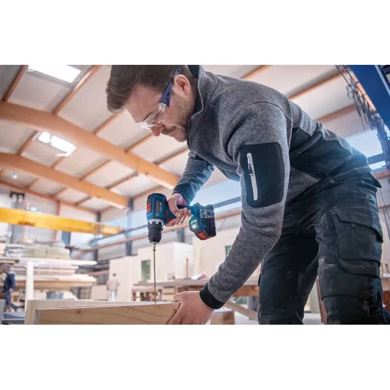 “Bosch Combi-Kit 4 Werkzeuge 18V Batterie”