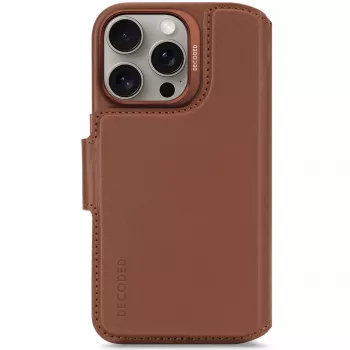 Decoded Abnehmbare Leder-Brieftaschen-Handyhülle für iPhone 16 Pro – Braun, echtes Leder, Mikrofaser, 6,3-Zoll-Bildschirm, 3 Kartenfächer