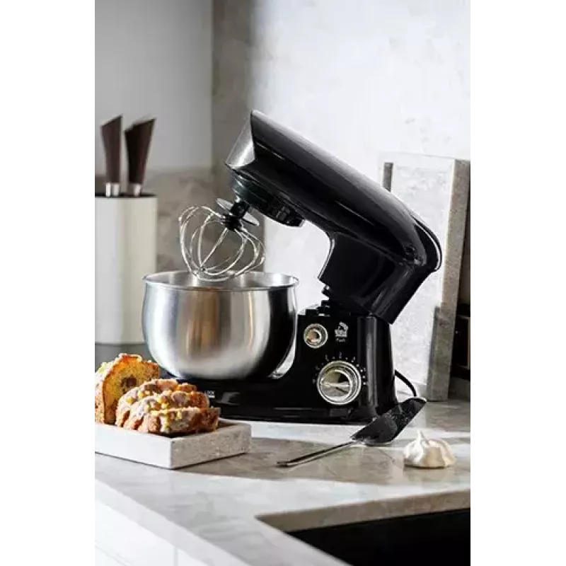 Küchenmaschine Adler AD 4226b — 700 W (max 1200 W), 3 L Edelstahlschüssel, 6 Geschwindigkeiten, Planetenrührwerk