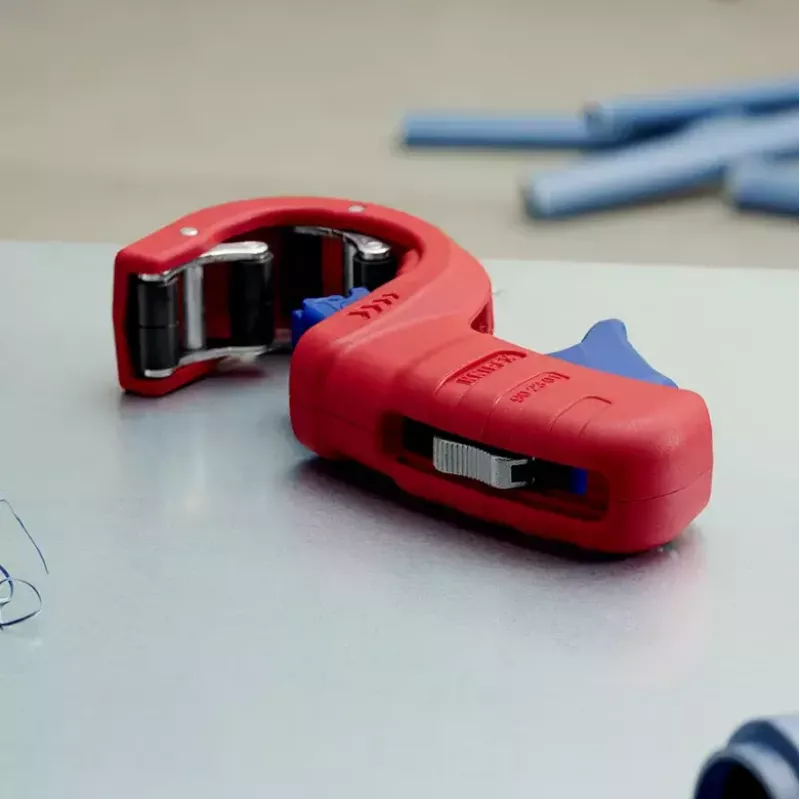 Rohrschneider Knipex 90 23 01 BK Stahlklinge Kunststoffgriff 165 mm