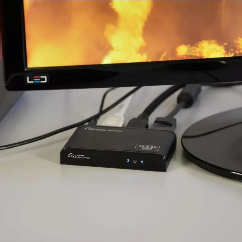 Techly IDATA HDMI2-4K2 Video-Splitter HDMI 2x HDMI