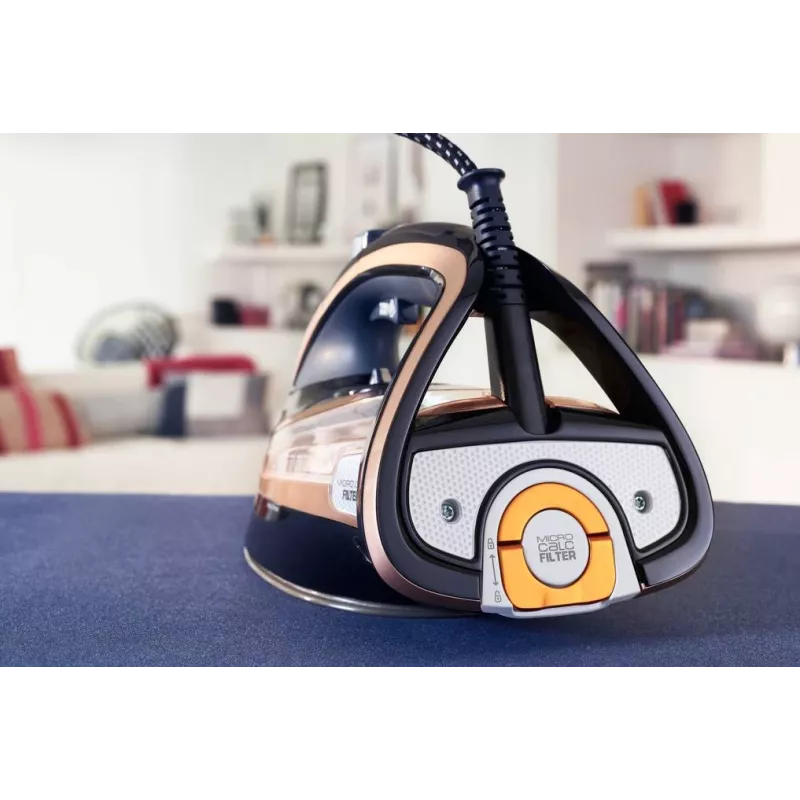 Tefal FV9865E0 Bügeleisen Trocken- & Dampfbügeleisen Durilium Autoclean Bügelsohle 3000 W Schwarz, Gold