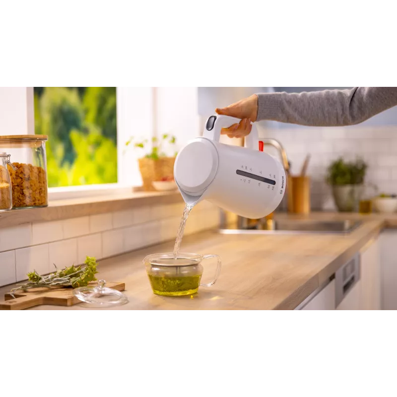 Elektrischer Wasserkocher Bosch TWK3M121 — 1,7 L, 2400 W, weiß, Kunststoffgehäuse