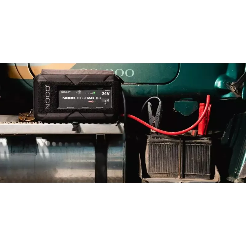 Starthilfegerät NOCO GB251 24V 3000A tragbares Lithium-Ionen-Fahrzeugstarthilfegerät für 24V-Systeme