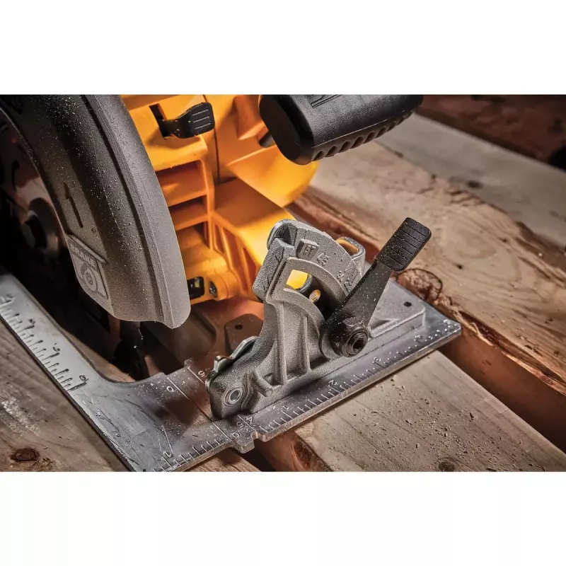 Tragbare Kreissäge DeWALT DCS573NT-XJ
