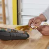DYMO Rhino 6000+ Industrie-Etikettendrucker | Computerverbundener Etikettendrucker mit Hartschalenkoffer | Enthält 1 Vinylbandkassette, 1 flexible Nylonbandkassette und wiederaufladbaren Lithium-Ionen-Akku