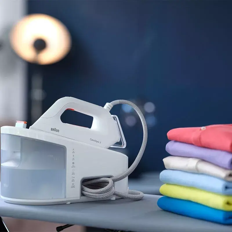 Braun CareStyle 3 IS3132WH 2400 W 2 L EloxalPlus-Bügelsohle Orange, Weiß