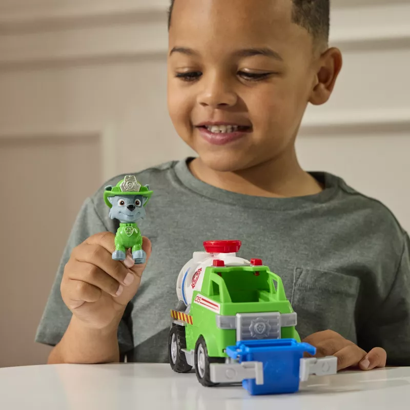 PAW Patrol Fire Rescue: Rocky Rescue Fire Tanker mit Actionfigur, Greifarm und Spielzeug-LKW, Spielzeug für Jungen & Mädchen ab 3 Jahren