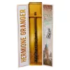 Wizarding World Harry Potter, 12-Zoll Magical Collector Hermione Granger Zauberstab mit Ständer & Druckguss-Icon, Magische Geschöpfe, Kostümzubehör
