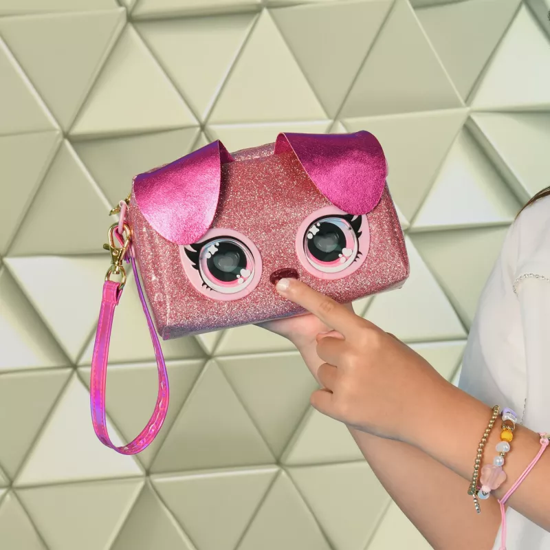 Purse Pets, Keepin’ It Clutch Dazzling Diva Welpen-Spielzeug und Handgelenktasche mit aufleuchtenden Regenbogenaugen, Spielzeug für Mädchen ab 4 Jahren