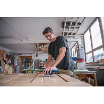 Bosch GSS 18V-13 Professional Akku-Exzenterschleifer