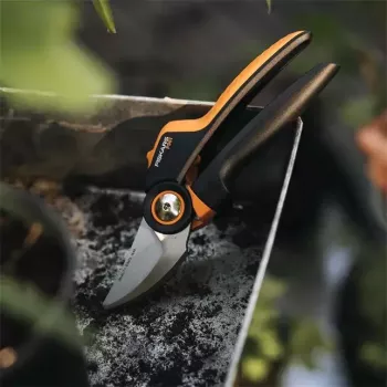 Astschere Fiskars X-Series L P961 — Bypass, Stahlklinge, 2,6 cm Schnittleistung, 222 mm Länge