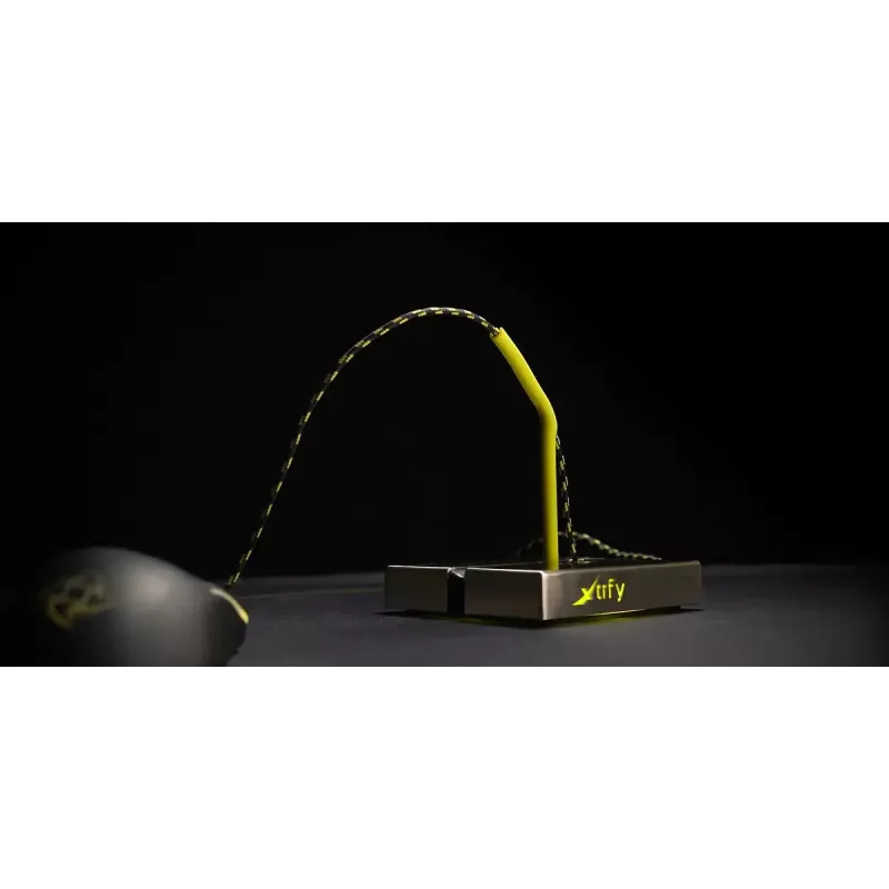 Xtrfy B1 Mouse Bungee LED Maushalter mit 4-Port-USB-2.0-Hub