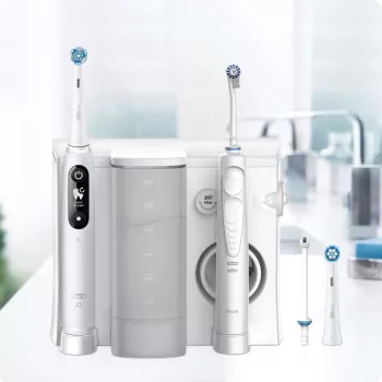 Rotierend-oszillierende Zahnbürste Oral-B iO6 White Erwachsene Akku 2 Bürstenköpfe