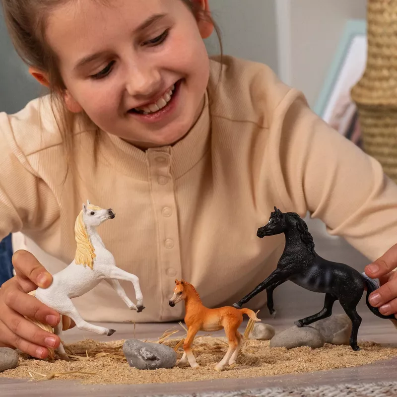 schleich HORSE CLUB Araber Hengst, 5 Jahr(e), Pferde, Schwarz, Grau, Weiß, Kunststoff