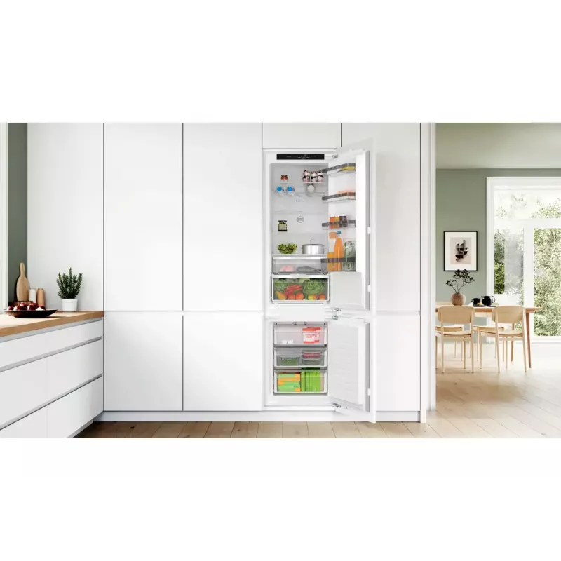 Einbau-Kühl-Gefrierkombination Bosch Serie 4 KIN96VFD0 — 290 l gesamt (215 l Kühlteil / 75 l Gefrierteil), NoFrost, Gefrierteil unten, wechselbarer Türanschlag