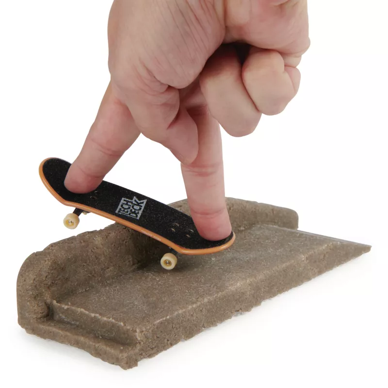 Tech Deck DIY Wiederverwendbarer Modellier-Bausatz aus Beton mit exklusivem Enjoi Fingerboard, Rail, Formen, Skatepark-Kit, Kinderspielzeug für Jungen und Mädchen ab 6 Jahren