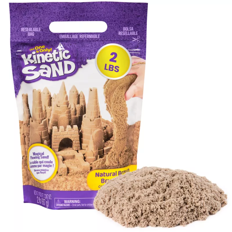 Kinetic Sand, 2 lb brauner Spielsand, formbares sensorisches Spielzeug für Kinder, wiederverschließbarer Beutel (Verpackung kann variieren), für Kinder ab 3 Jahren