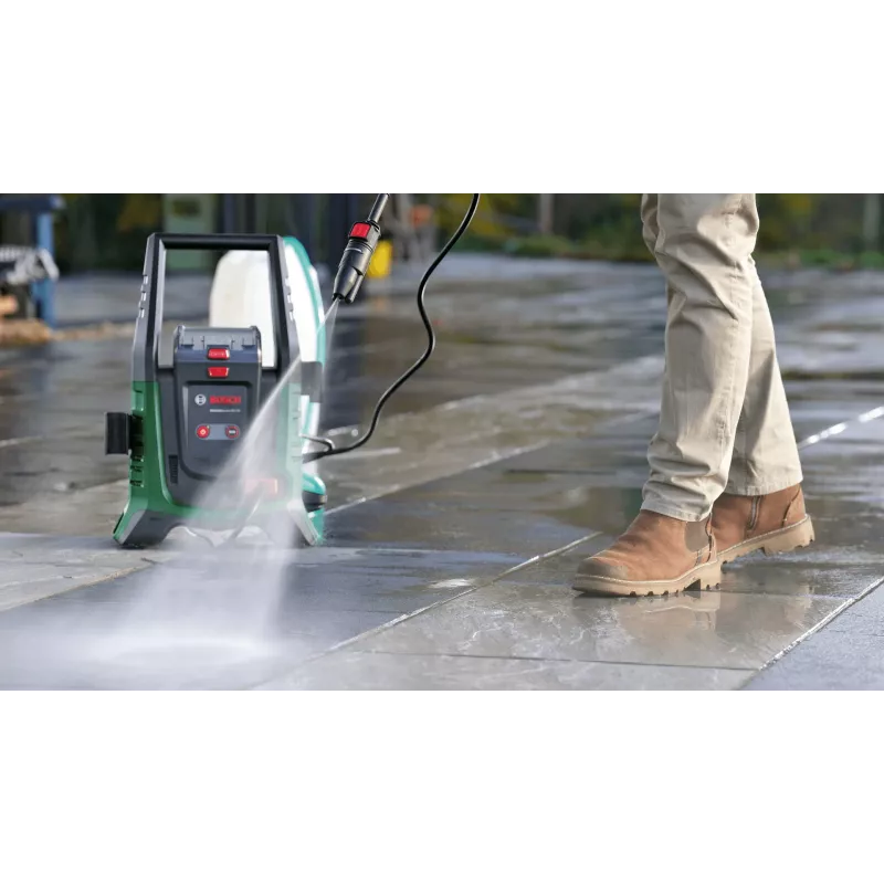 Kabelloser Hochdruckreiniger Bosch UniversalAquatak 36V-100 — Selbstansaug-Set, POWER FOR ALL Akkusystem