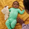 Fisher-Price Soothe & Settle Bunny Plüsch-Babyspielzeug & anpassbares Klanggerät mit Bewegung