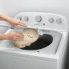 Fisher-Price Soothe & Settle Bunny Plüsch-Babyspielzeug & anpassbares Klanggerät mit Bewegung