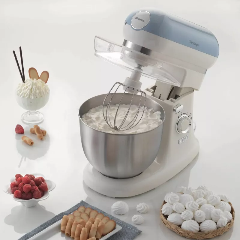 Ariete 1588 Vintage Mixer, Planetenrührer für Brot, Pizza, Kuchen und Gebäck, 5,5 l Fassungsvermögen, 7 Geschwindigkeiten, 2400 Watt, Pastellblau