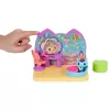 Deluxe Room Playset Spin Master Gabby's Dollhouse – Wellness Room mit Erdmännchen-Spielfigur