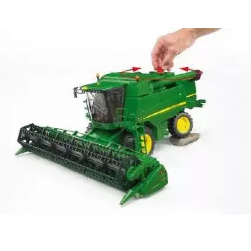 Mini-Traktor BRUDER John Deere T670i
