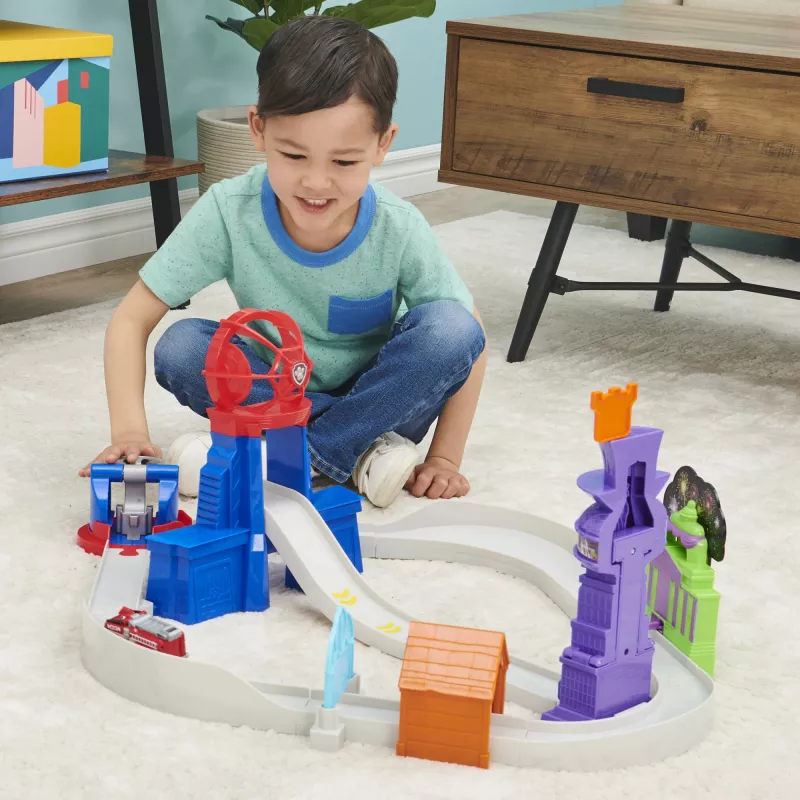 PAW Patrol , True Metal Total City Rescue Movie Track Set mit exklusivem Marshall-Fahrzeug, Maßstab 1:55, Spielzeug für Kinder ab 3 Jahren