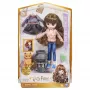 Wizarding World Harry Potter, 8-Zoll Brilliant Hermine Granger Puppen-Geschenkset mit 5 Zubehörteilen und 2 Outfits, Spielzeug für Kinder ab 6 Jahren