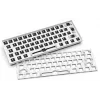 Kompakte 60 % kabelgebundene Tastatur Sharkoon SKILLER SGK50 S4 — QWERTZ-Layout, RGB-Beleuchtung, USB, 1,5 m Kabel, weiß