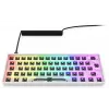 Kompakte 60 % kabelgebundene Tastatur Sharkoon SKILLER SGK50 S4 — QWERTZ-Layout, RGB-Beleuchtung, USB, 1,5 m Kabel, weiß