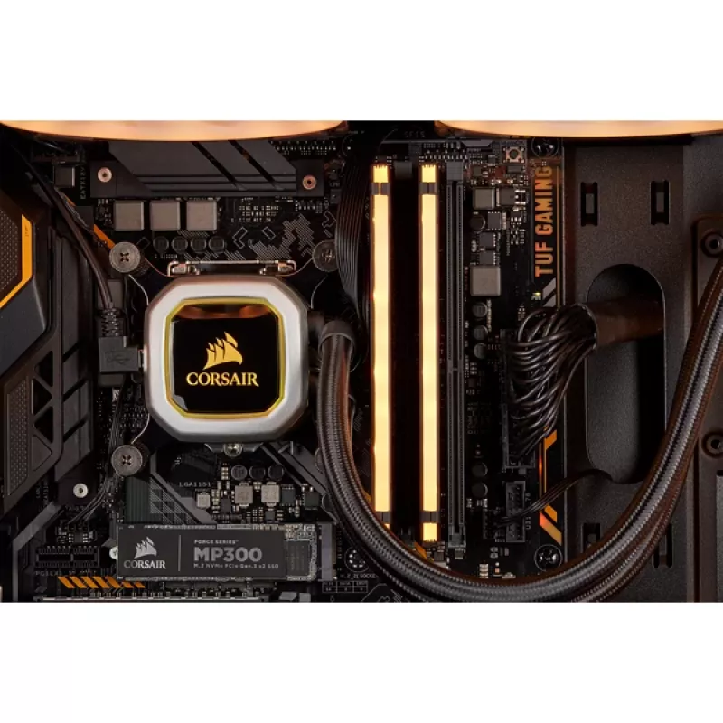 CORSAIR Speicher 16GB DDR4 3200MHz 2x8GB C16 - Schwarz (geöffnete Verpackung)