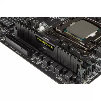 CORSAIR Arbeitsspeicher 8GB DDR4 3000MHz C16 Lpx Schwarz