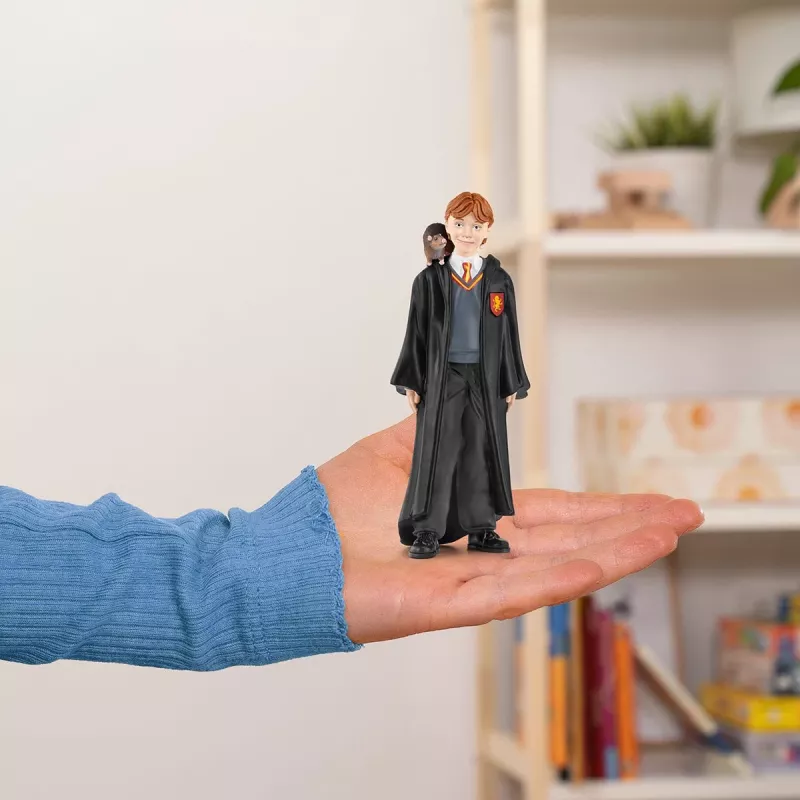 schleich Ron Weasley & Scabbers, 6 Jahre, Harry Potter™, Mehrfarbig, Kunststoff